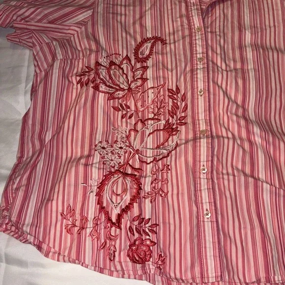 Tommy Hilfiger Women's Size 24 Striped Embroidered Floral Button Front Blouse - Picture 2 of 6